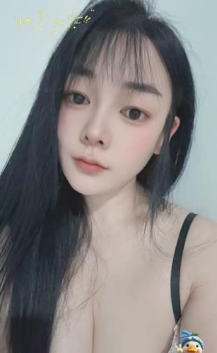 瑶海美乳小少妇七七