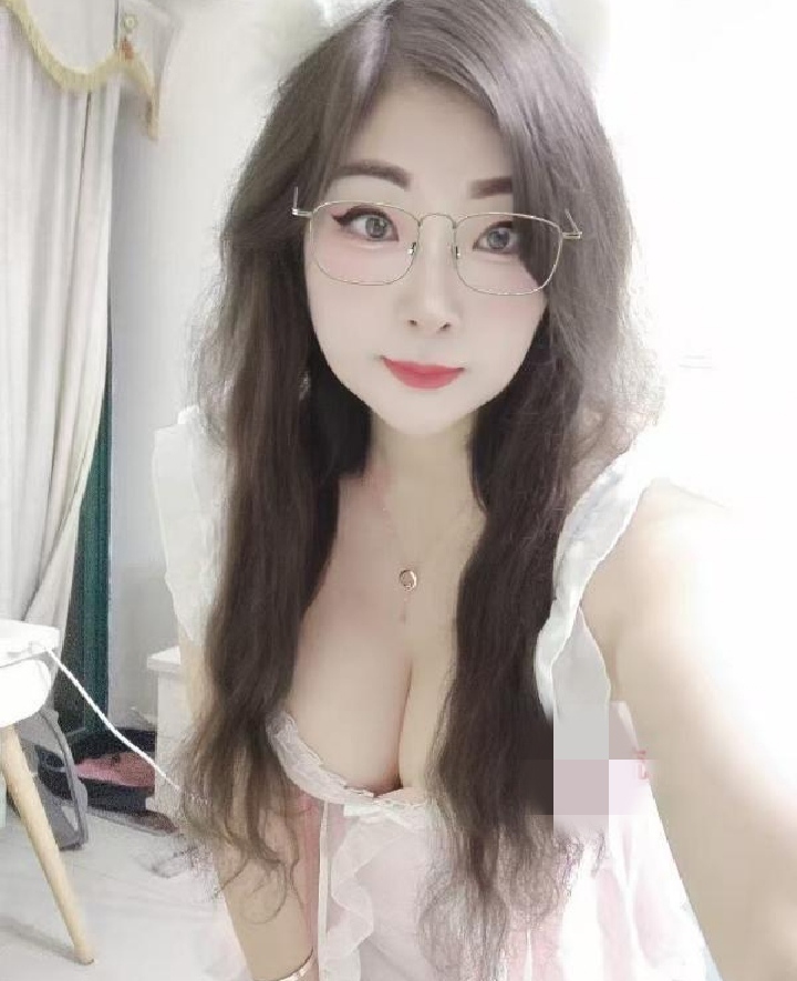 丰乳肥臀后花园老师