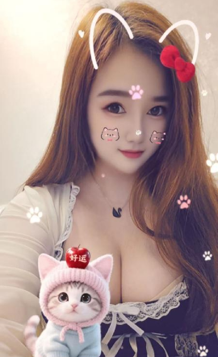 超绝丰润磨棒辣妹影