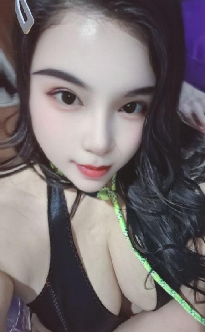 海珠情趣爆乳少妇玲玲