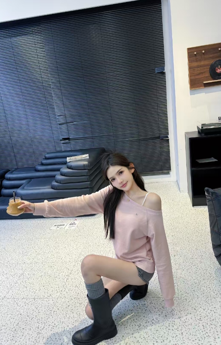 兼职瑜伽嫩弟小芳