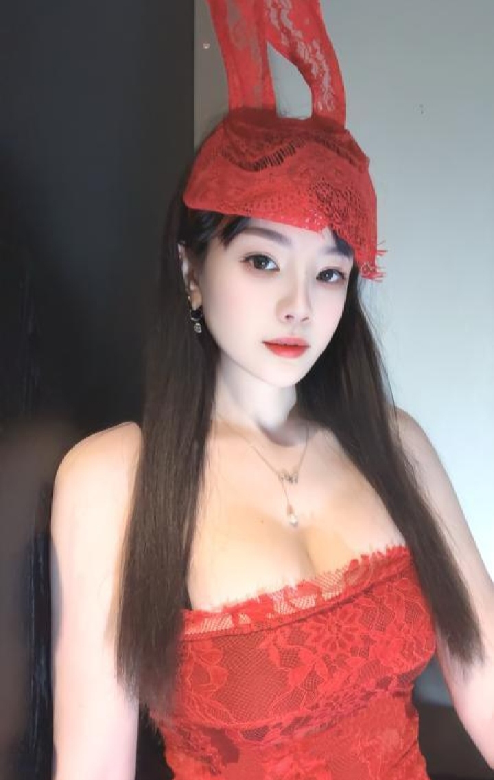 大长腿辣妹诗诗