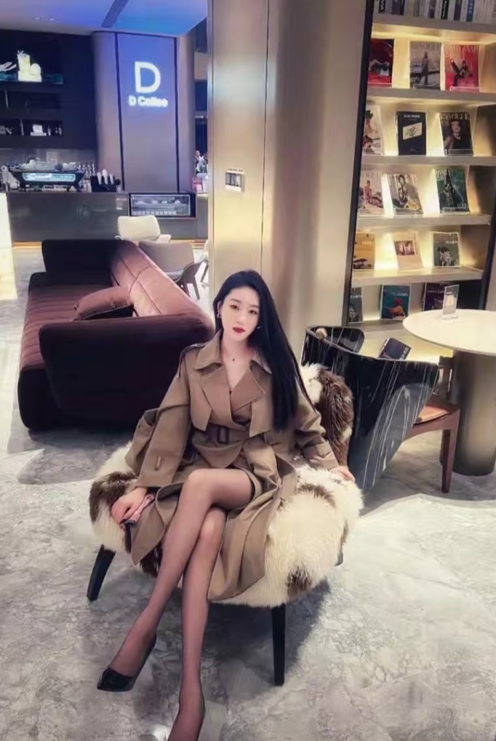 鼓楼美腿辣妹蜜儿