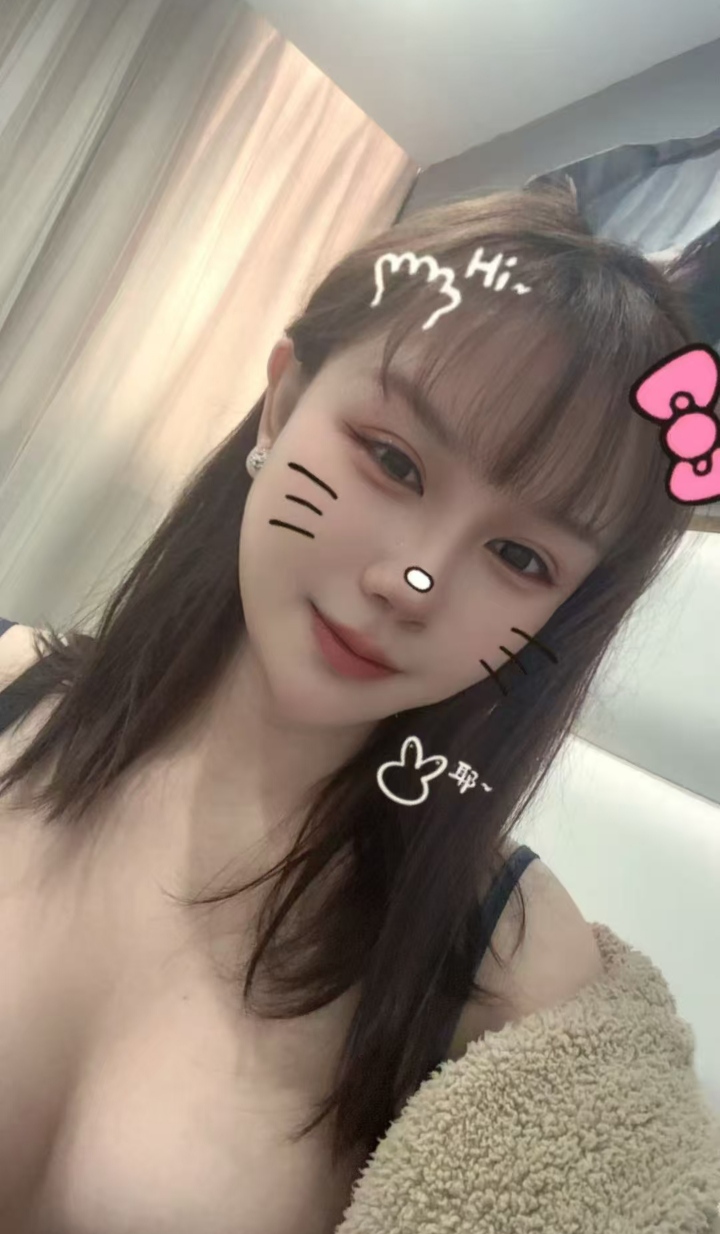 美艳丰满小姐姐转转