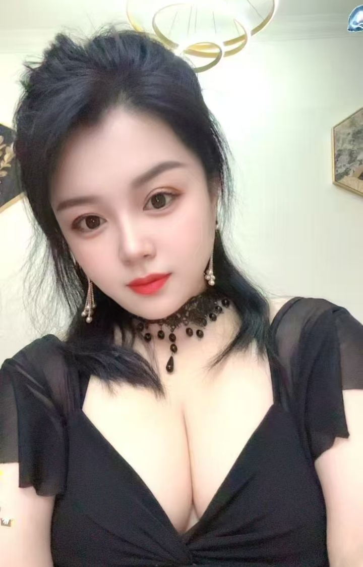 丰台丰乳肥臀美少妇