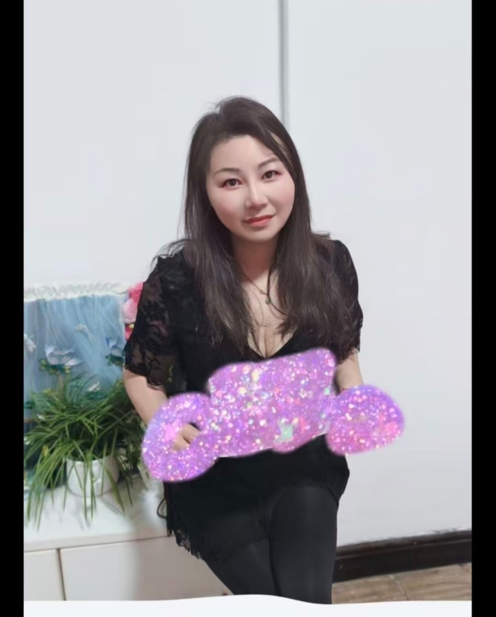 天心丰润少妇小鱼儿