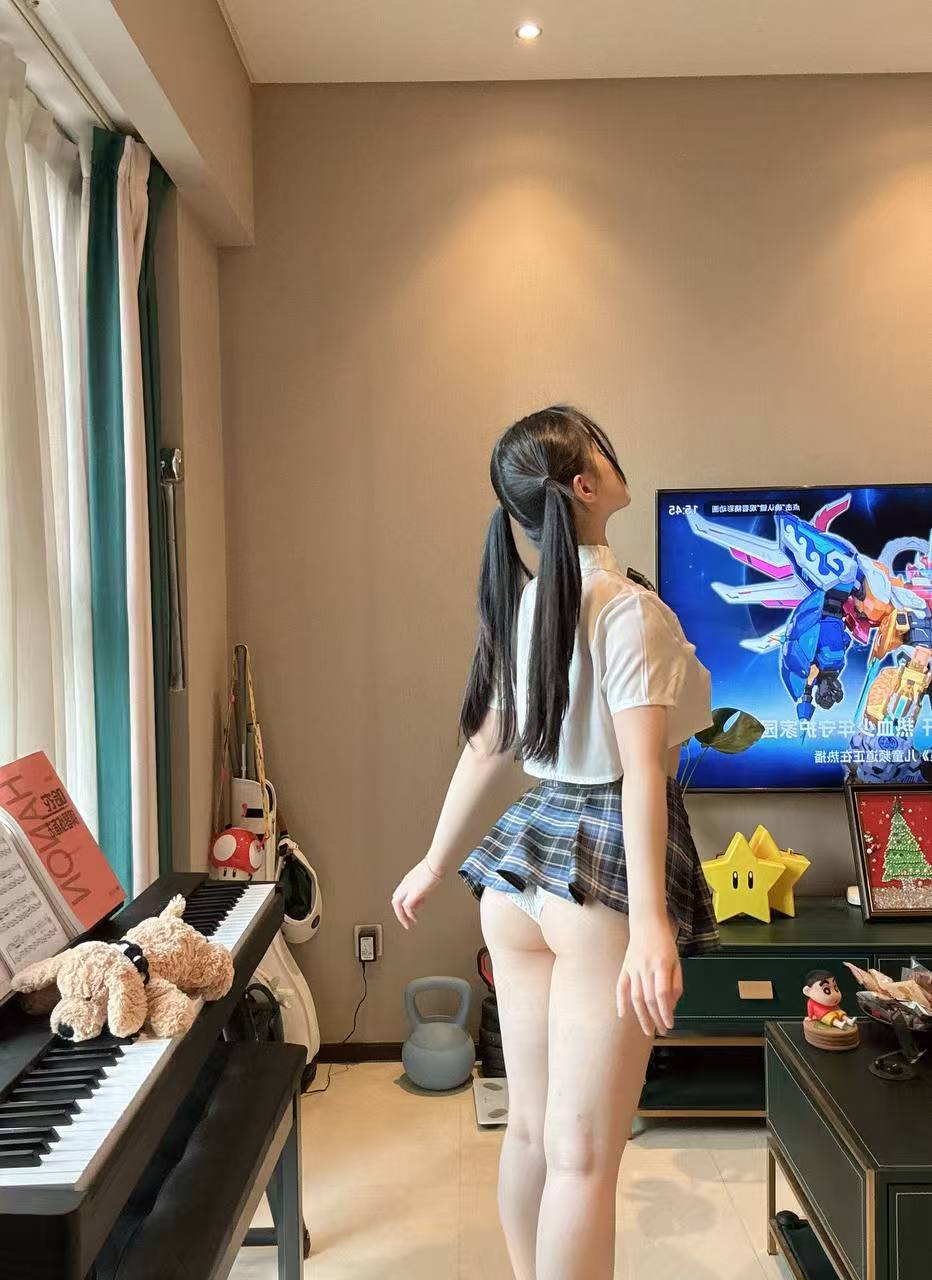 三通潮喷sm海归钢琴老师