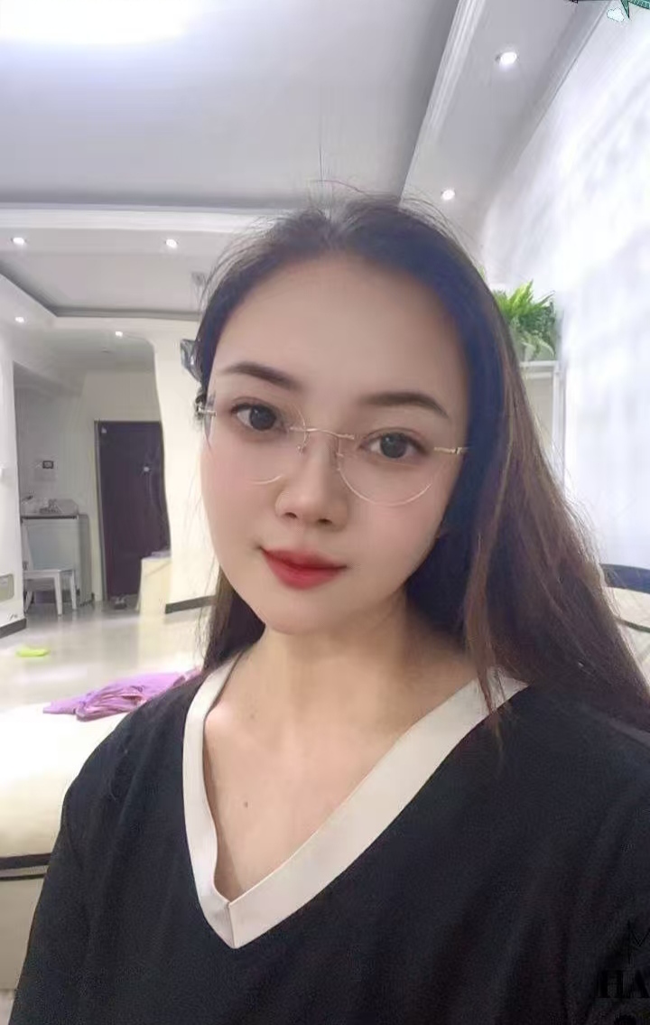 必刷眼镜欲女静儿