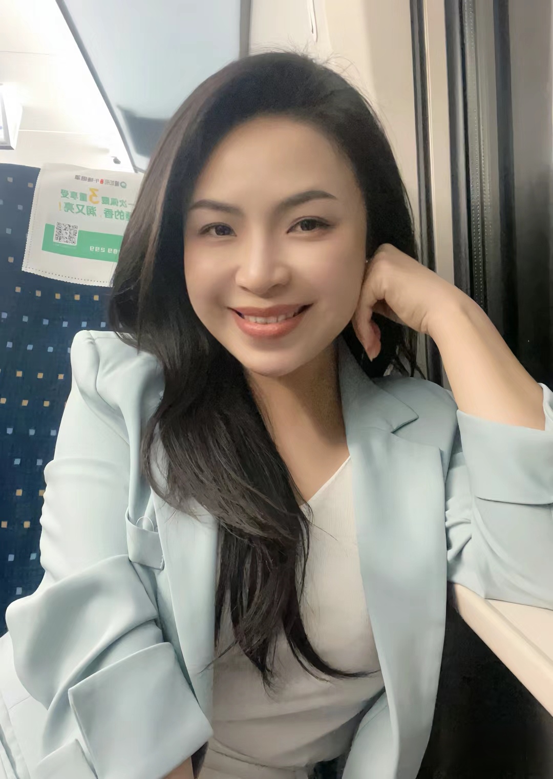 离婚少妇.大胸大屁股.可御可甜.性格好给你女朋友的感觉