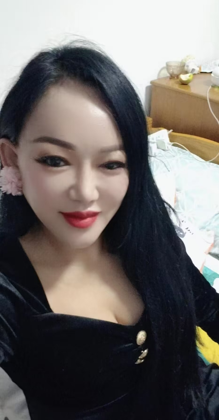 丰润热辣少妇汐妍