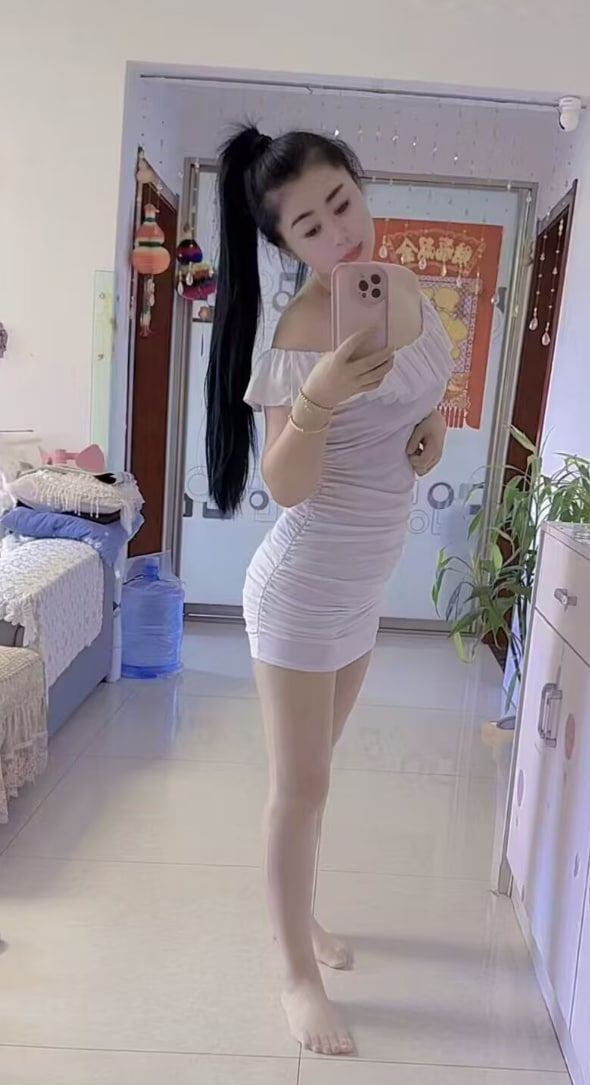 甘井子白丝美女