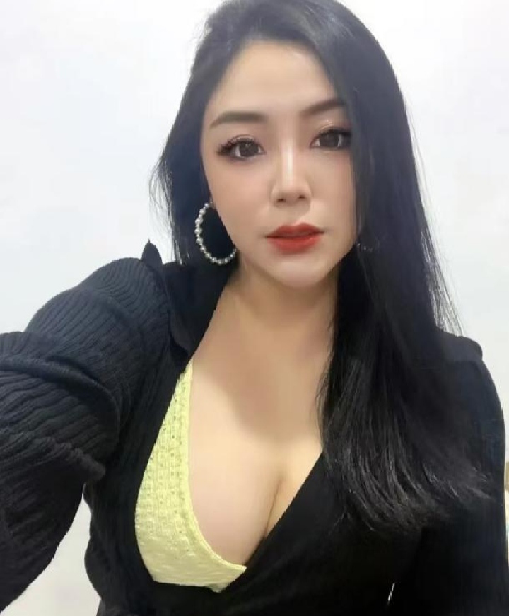 光谷丰润诱人Sao姐姐