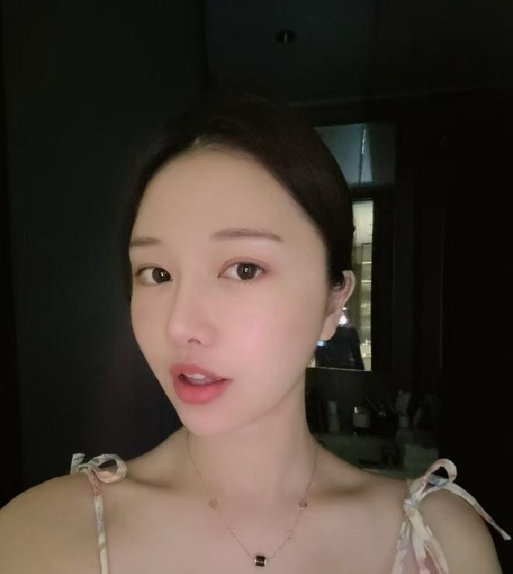 魅惑兼职妖精冰淇淋