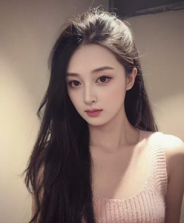 白嫩兼职幼师小蕾