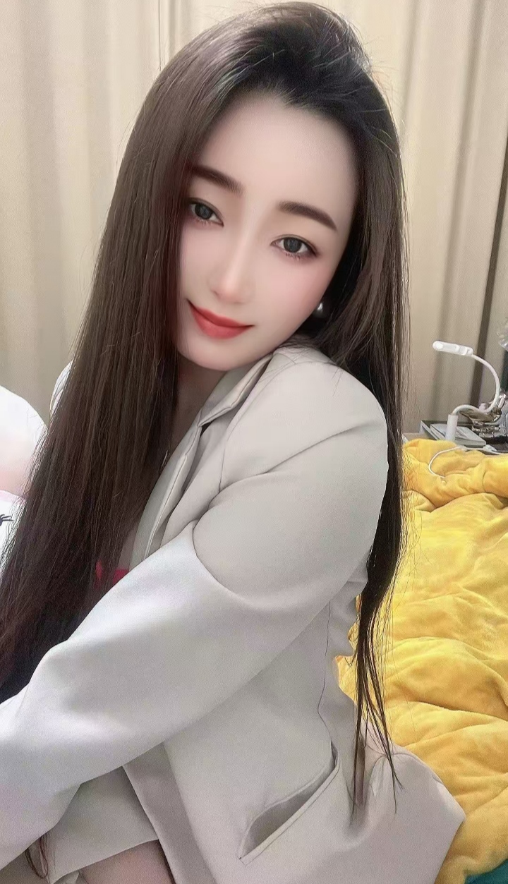 南关丰润长发御姐