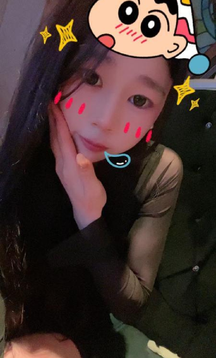 驷马桥美腿嫩妹佩儿