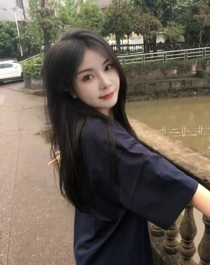 白云服务系小姐姐甜欣