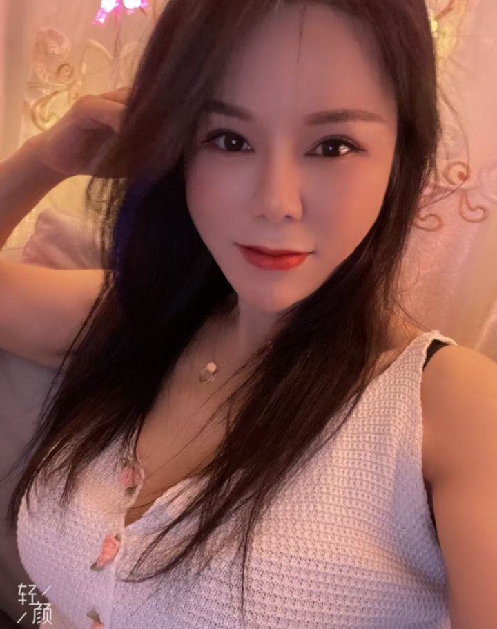 罗湖丰润小少妇陆香