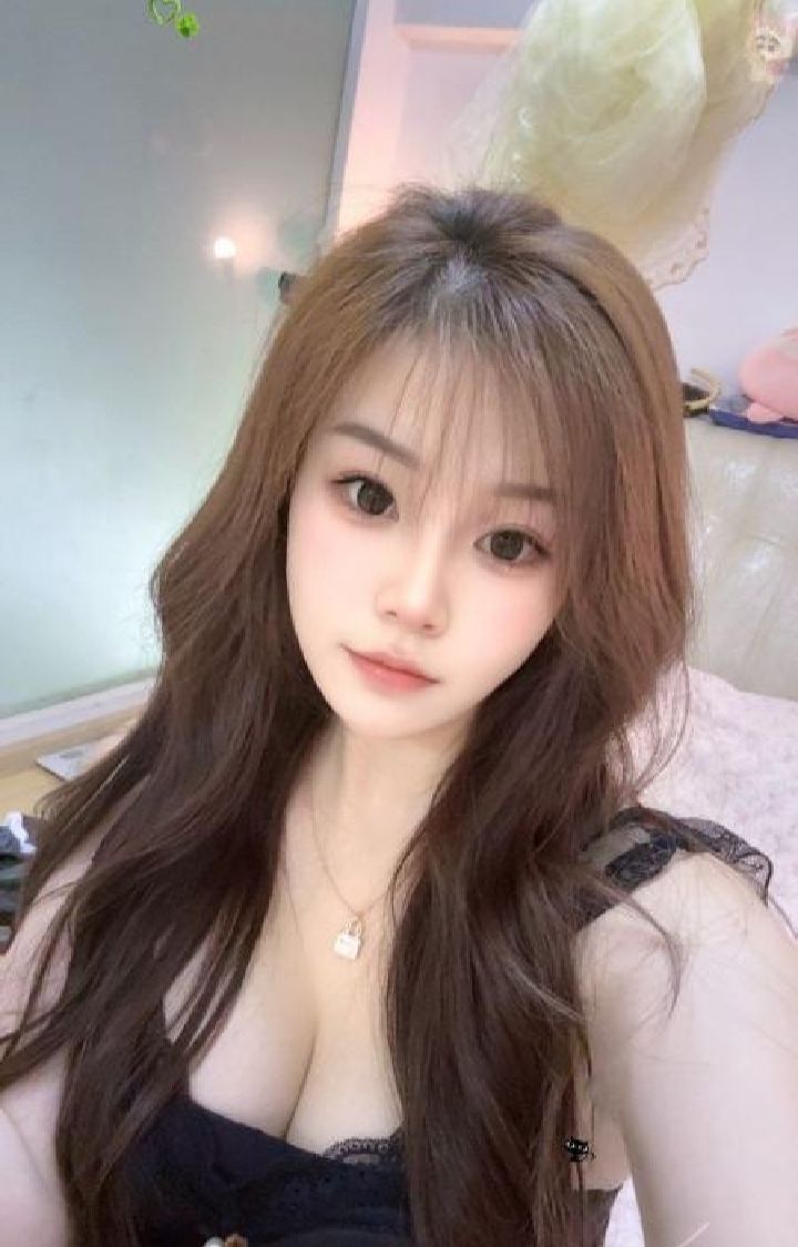 情趣大奶辣妹水多多