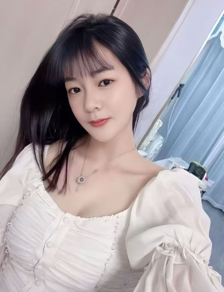 观山湖白嫩小可爱