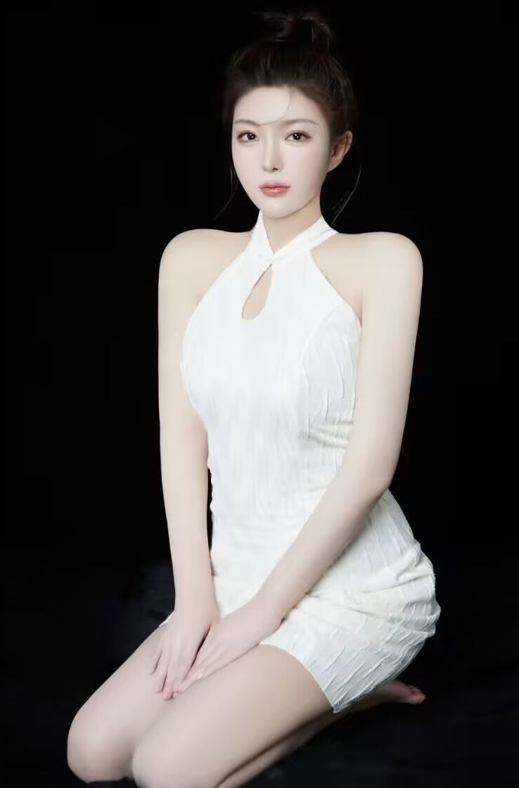 坐标上海，模特兼职，喜欢的加我微信联系