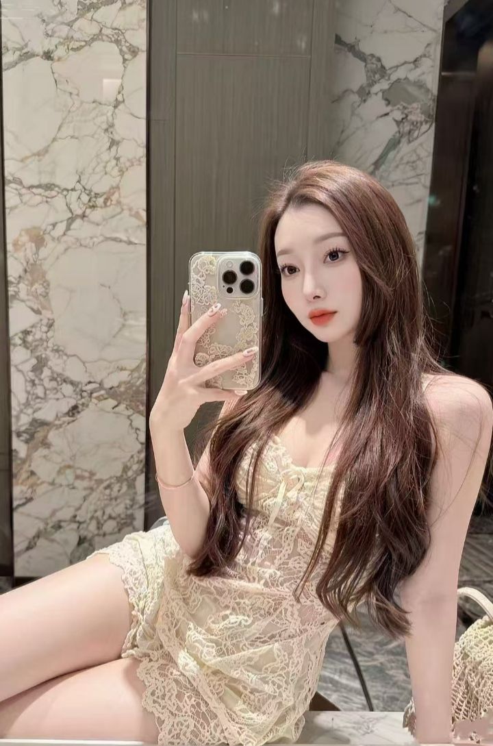 华新街白嫩辣妹瑜怡