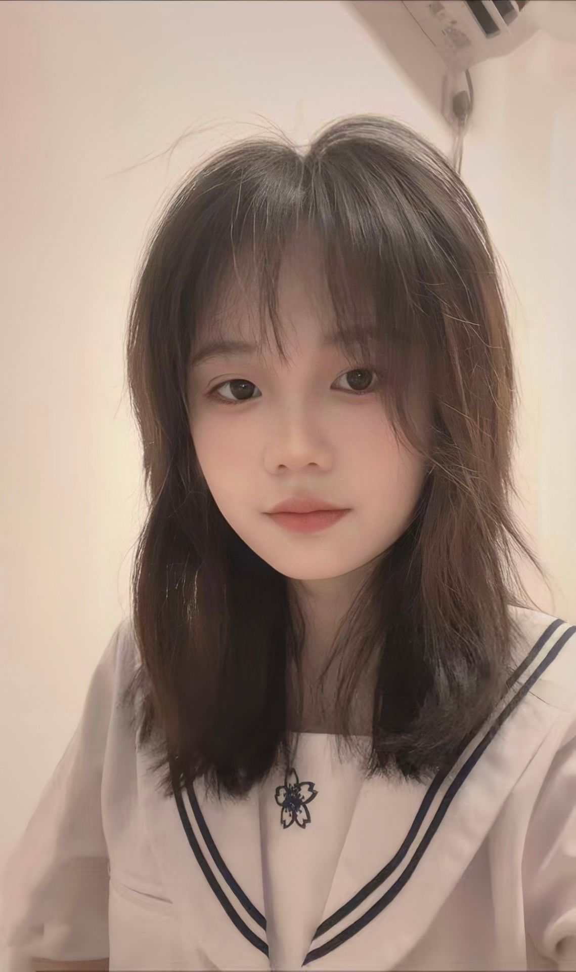 东站05后嫩妹贝仙儿