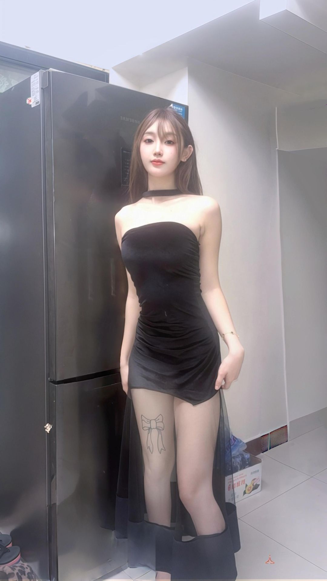 海珠橙子 05后高品质嫩妹 兼直 三点分 甜妹多汁