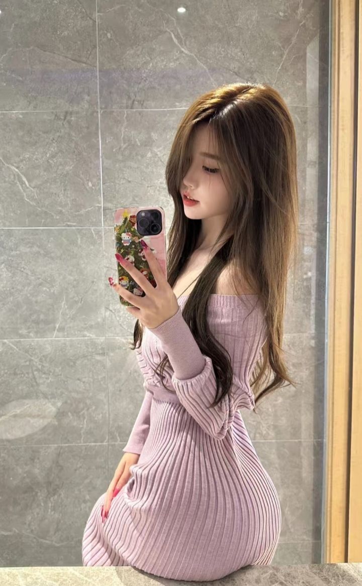 白嫩兼职甜妹橙子