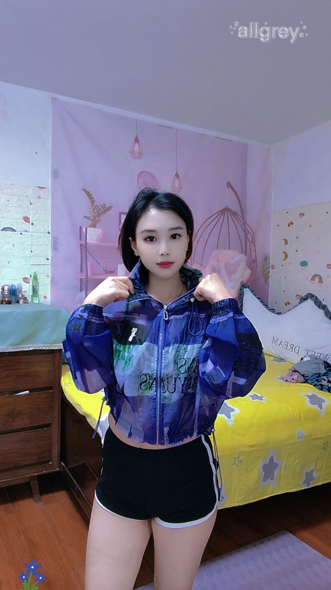 海珠中大乐乐 小鸟依人 解锁更多姿势 小嫂子味