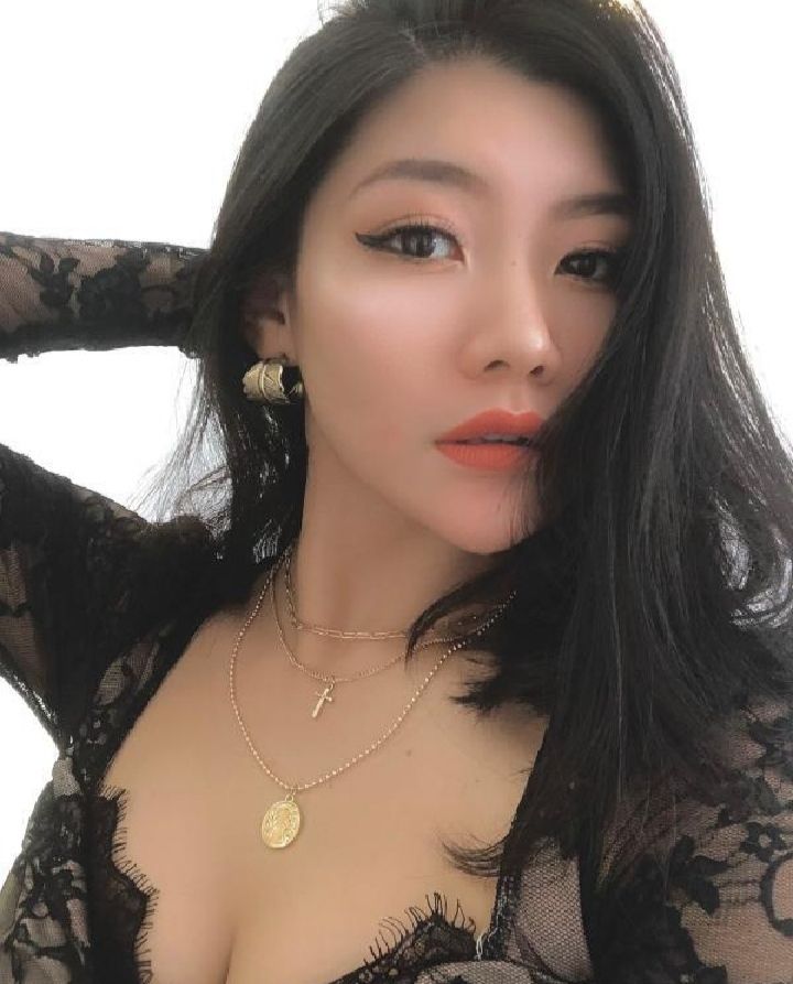 市北蕾丝肉臀辣妹