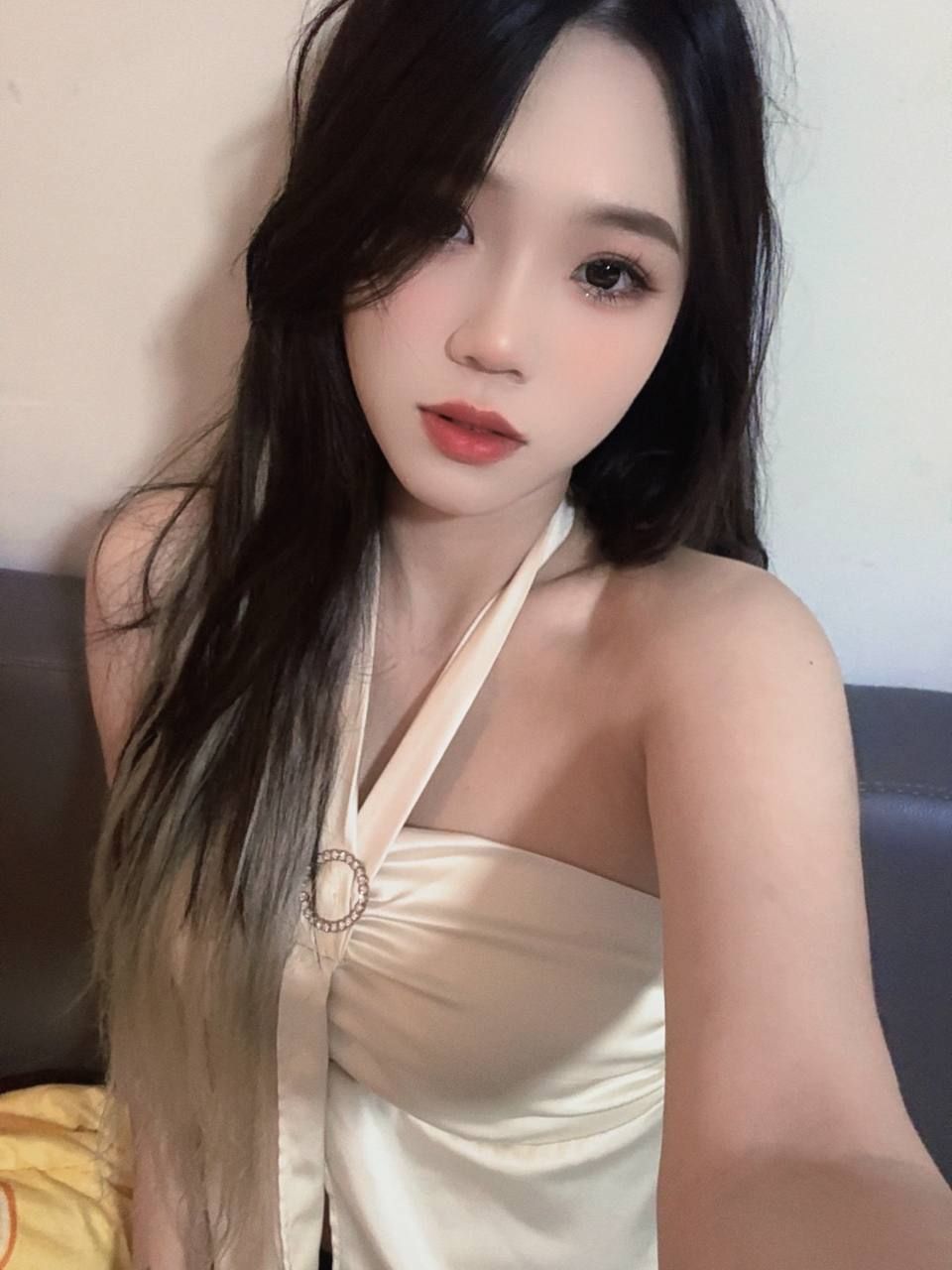 番禺05茜茜 皮肤白皙 粉嫩紧致 童颜小欲女