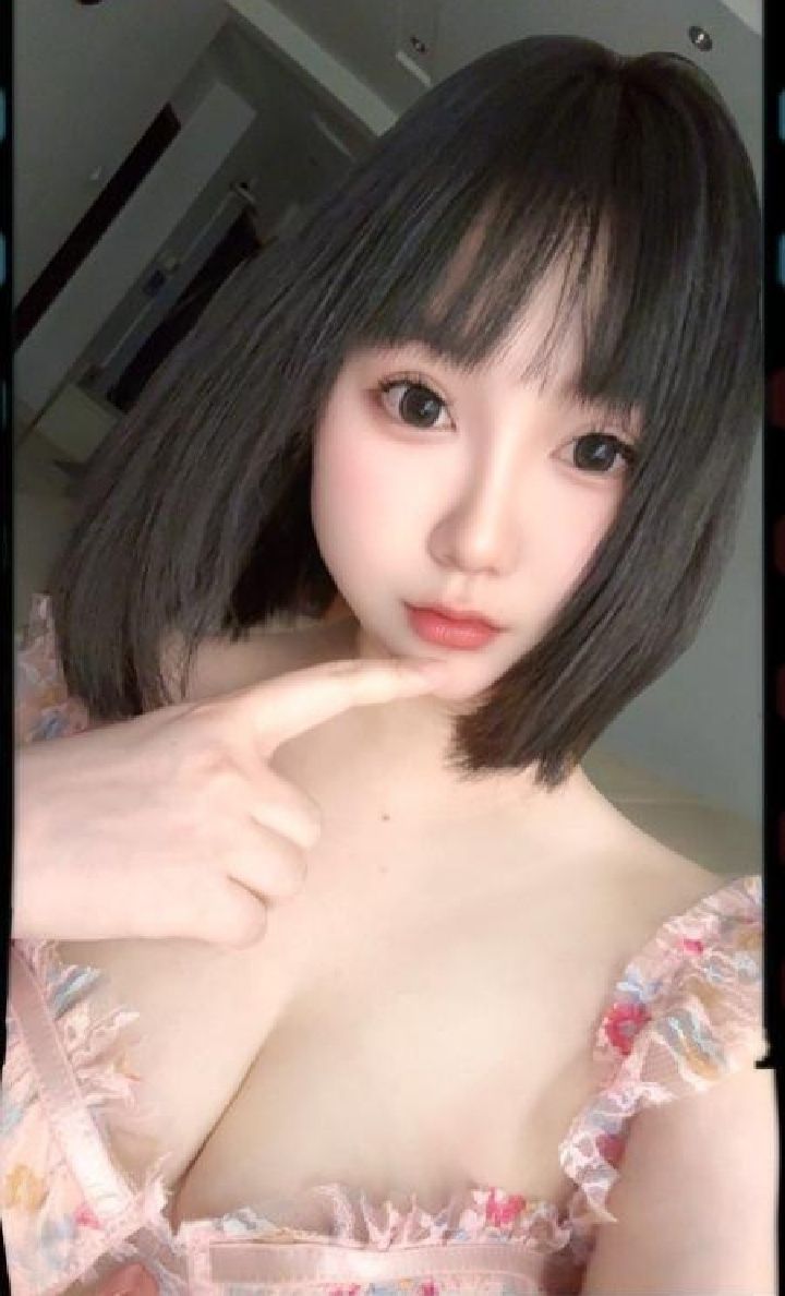 肤白短发大波妞