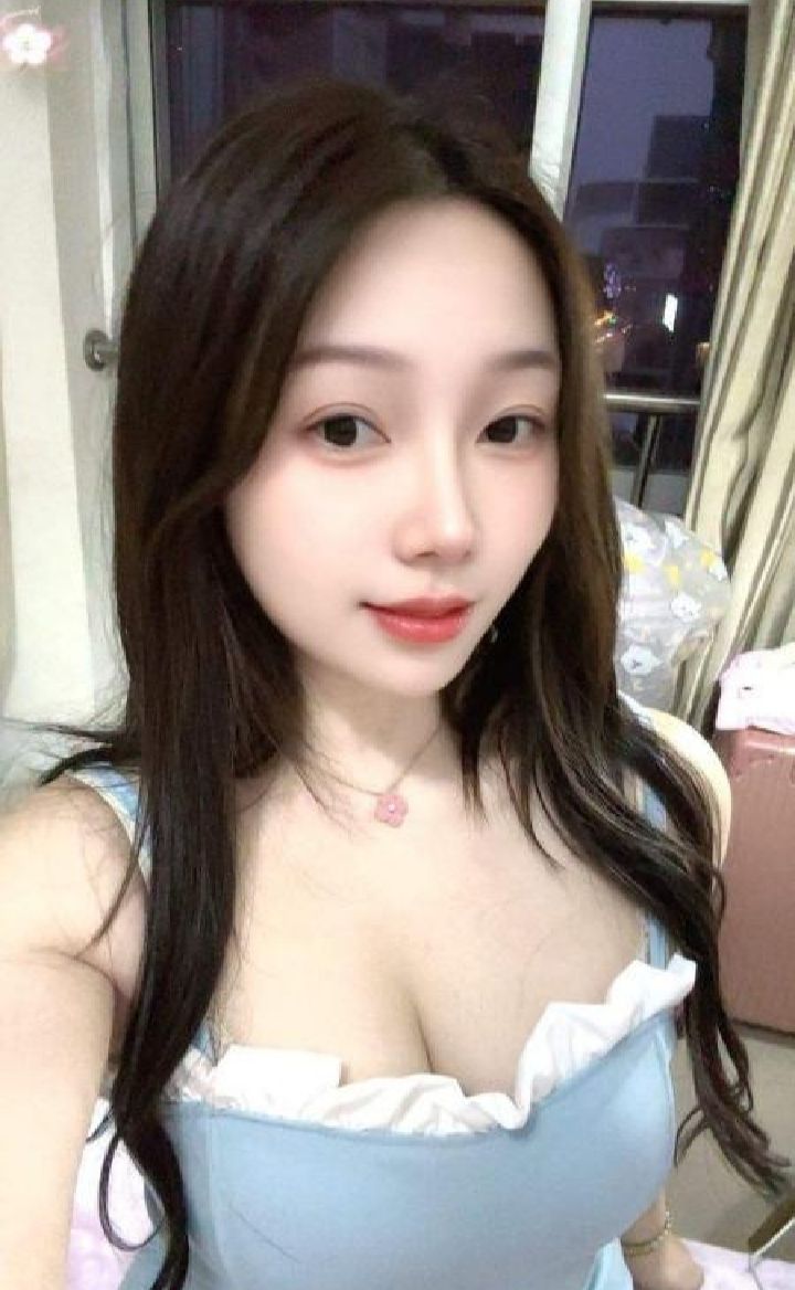 闵行白嫩丰润甜妹彤彤