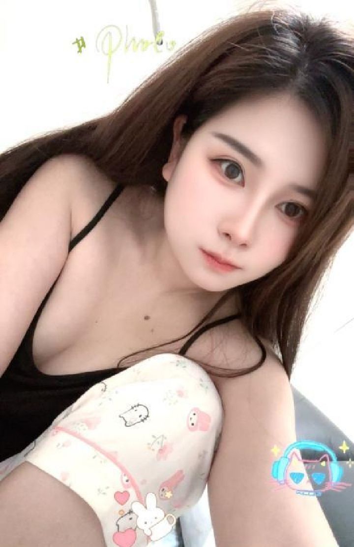 新吴大胸甜妹兜兜