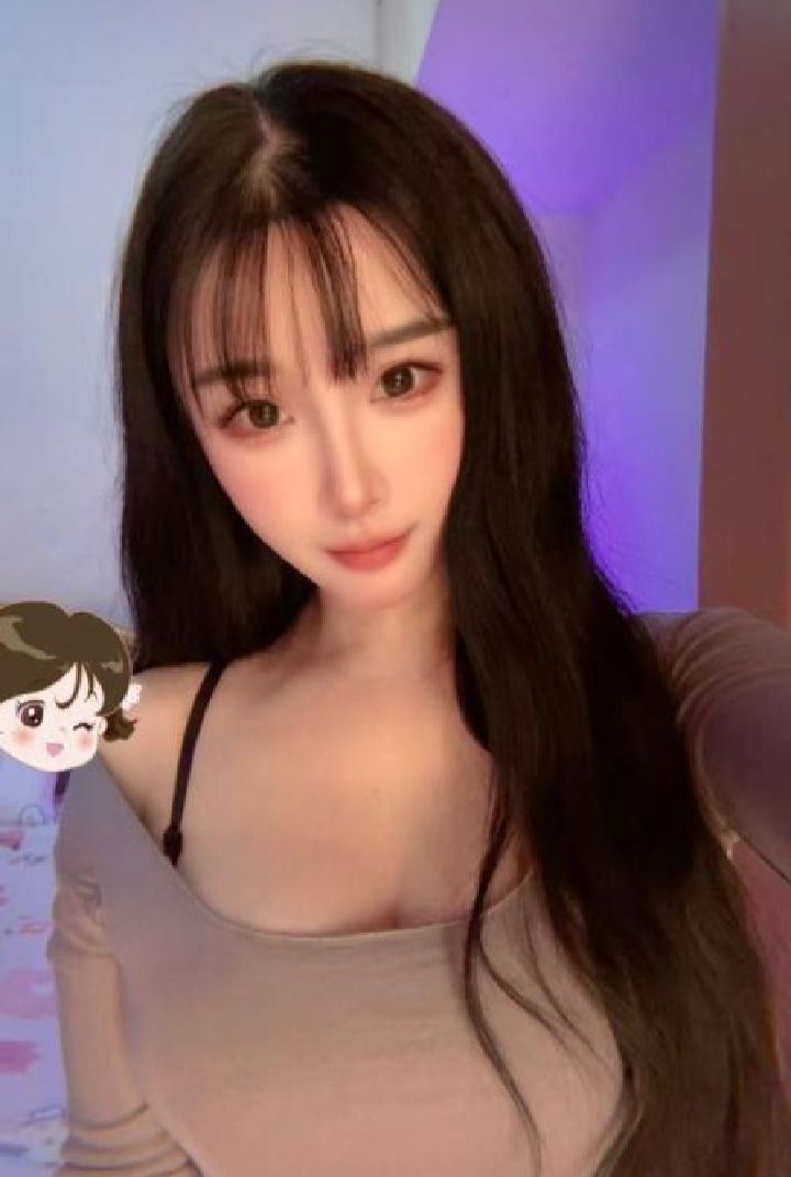 丰乳美臀小女友乐乐