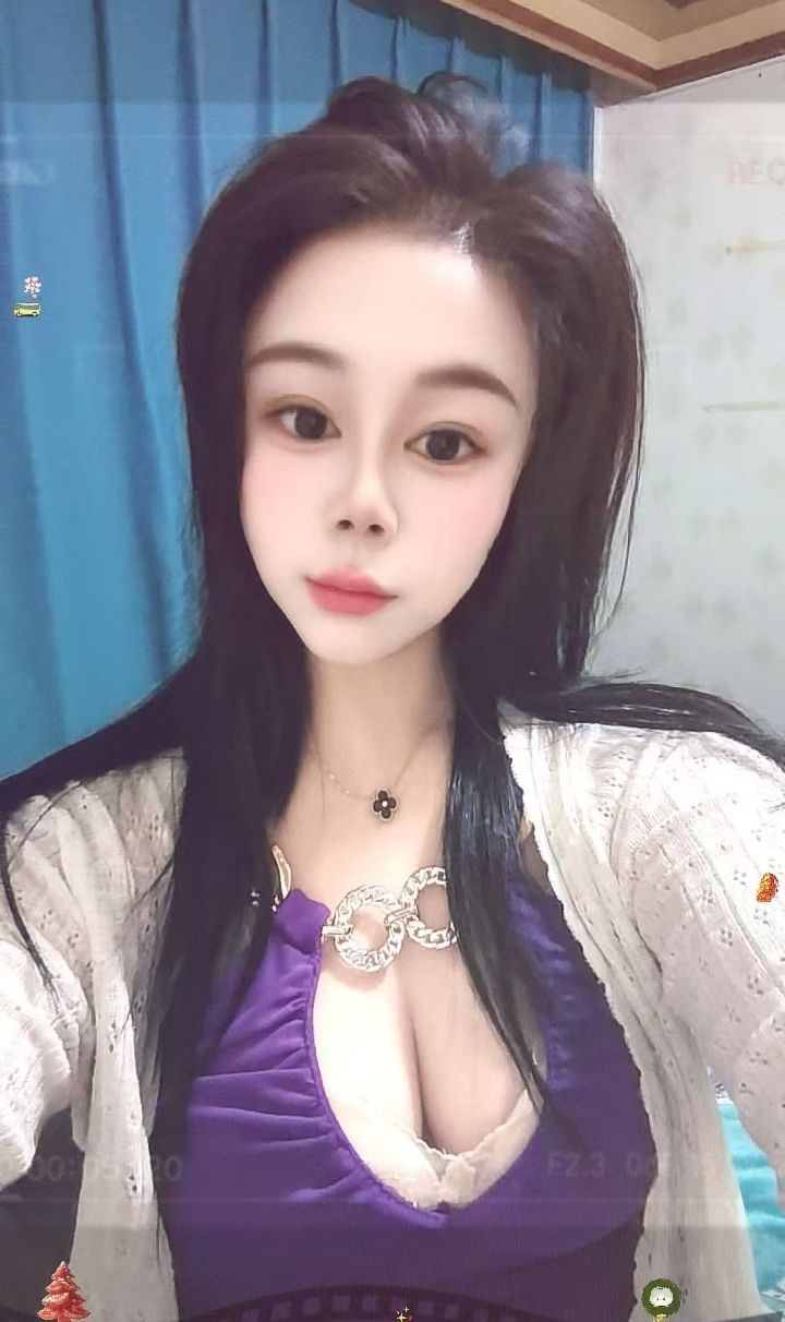 昆山大胸辣妹果果