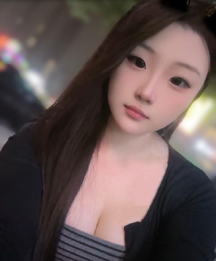 丰满白嫩00后婉婉