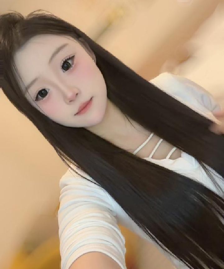 丰满白嫩00后婉婉