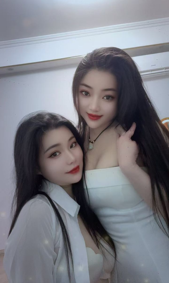 新区桃桃柚柚姐妹花