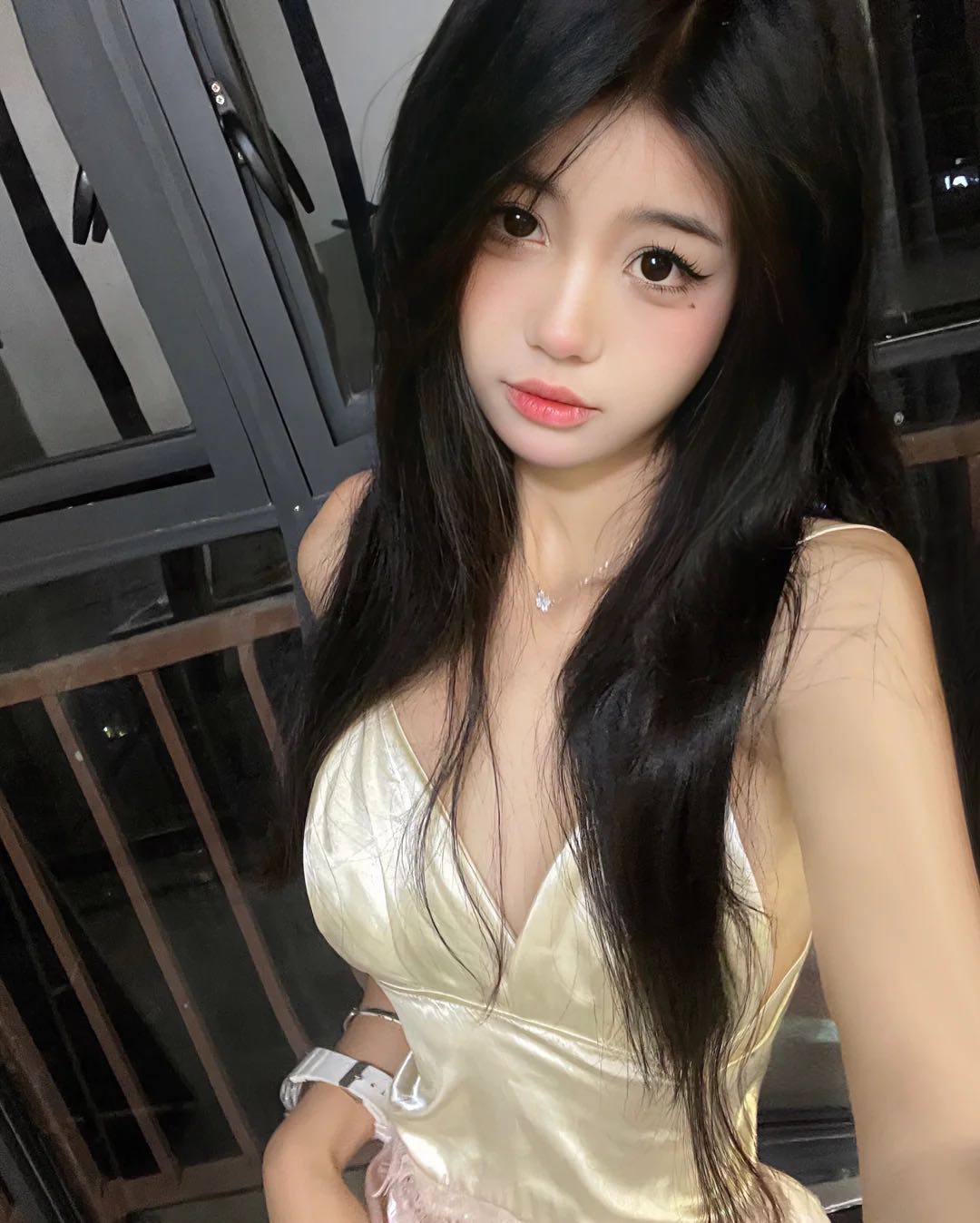 本人偶尔兼职，漂亮小姐姐，有喜欢的哥哥解锁我