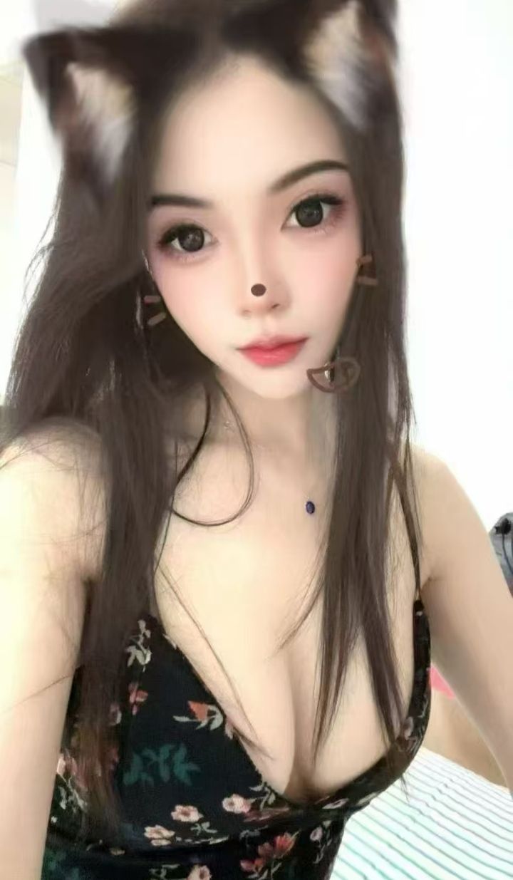 宝安长腿辣妹七七