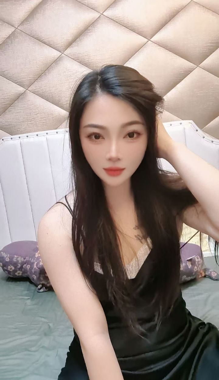 纯欲制服辣妹佳佳