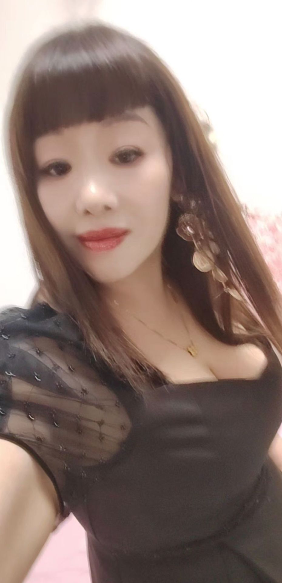 越秀五羊丽丽 卸货极品熟女 技巧熟练态度好 风韵犹存