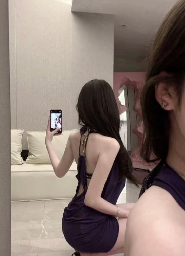 热辣制服诱人迷妹