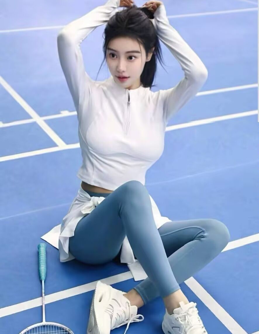 坐标北京，偶尔兼职，喜欢的加我微信聊