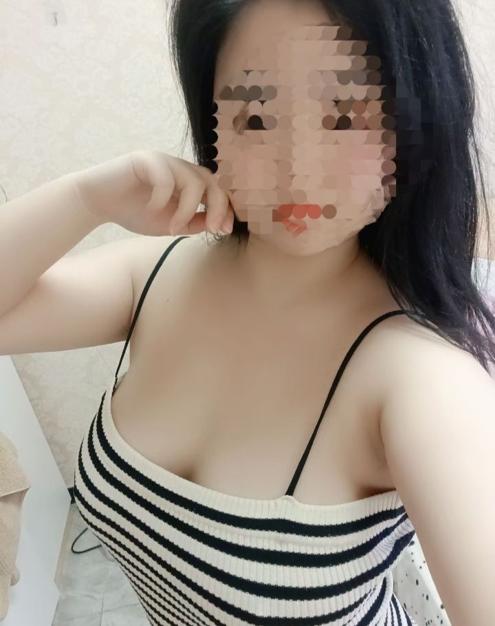 丰乳肥臀辣妹圆子