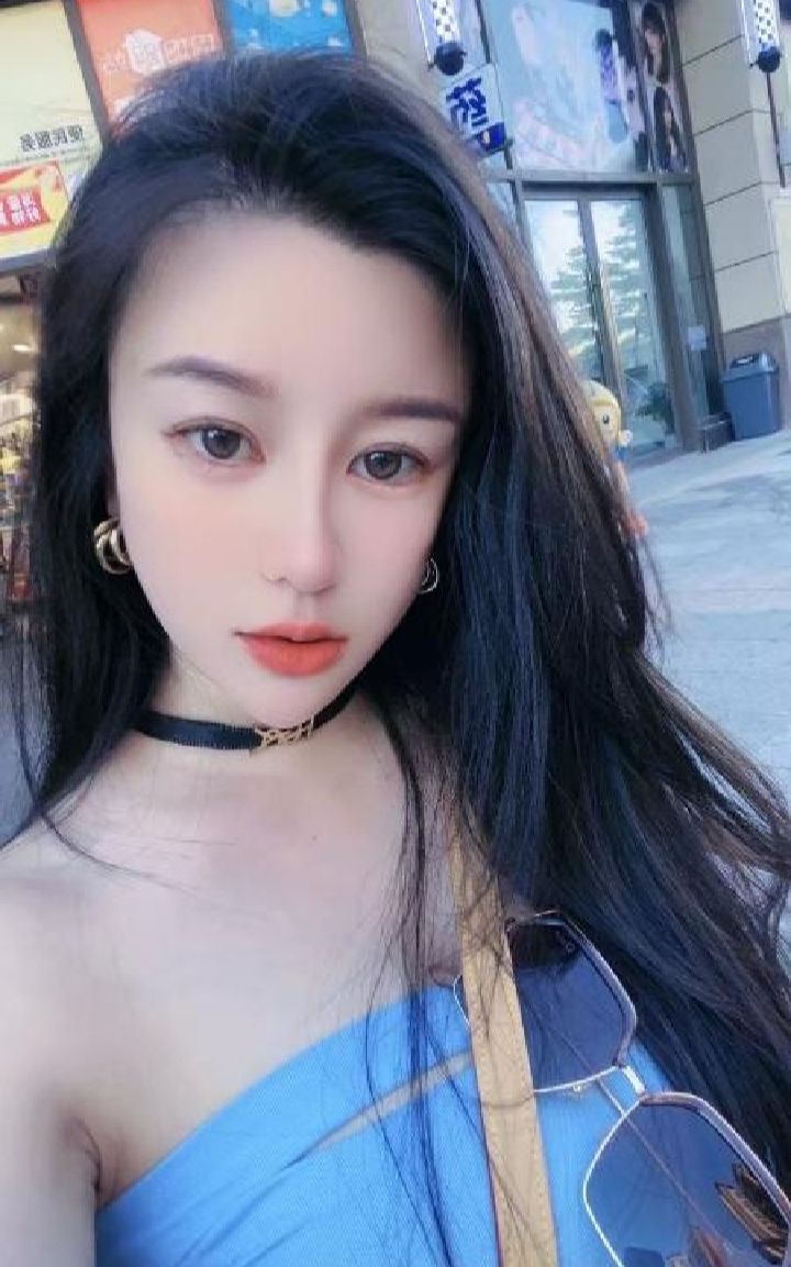 龙华魅惑小妖精可欣