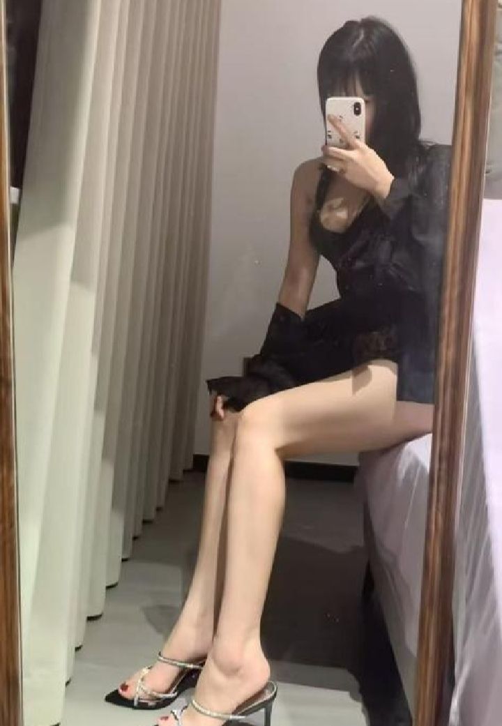 罗湖颜值大奶kiki