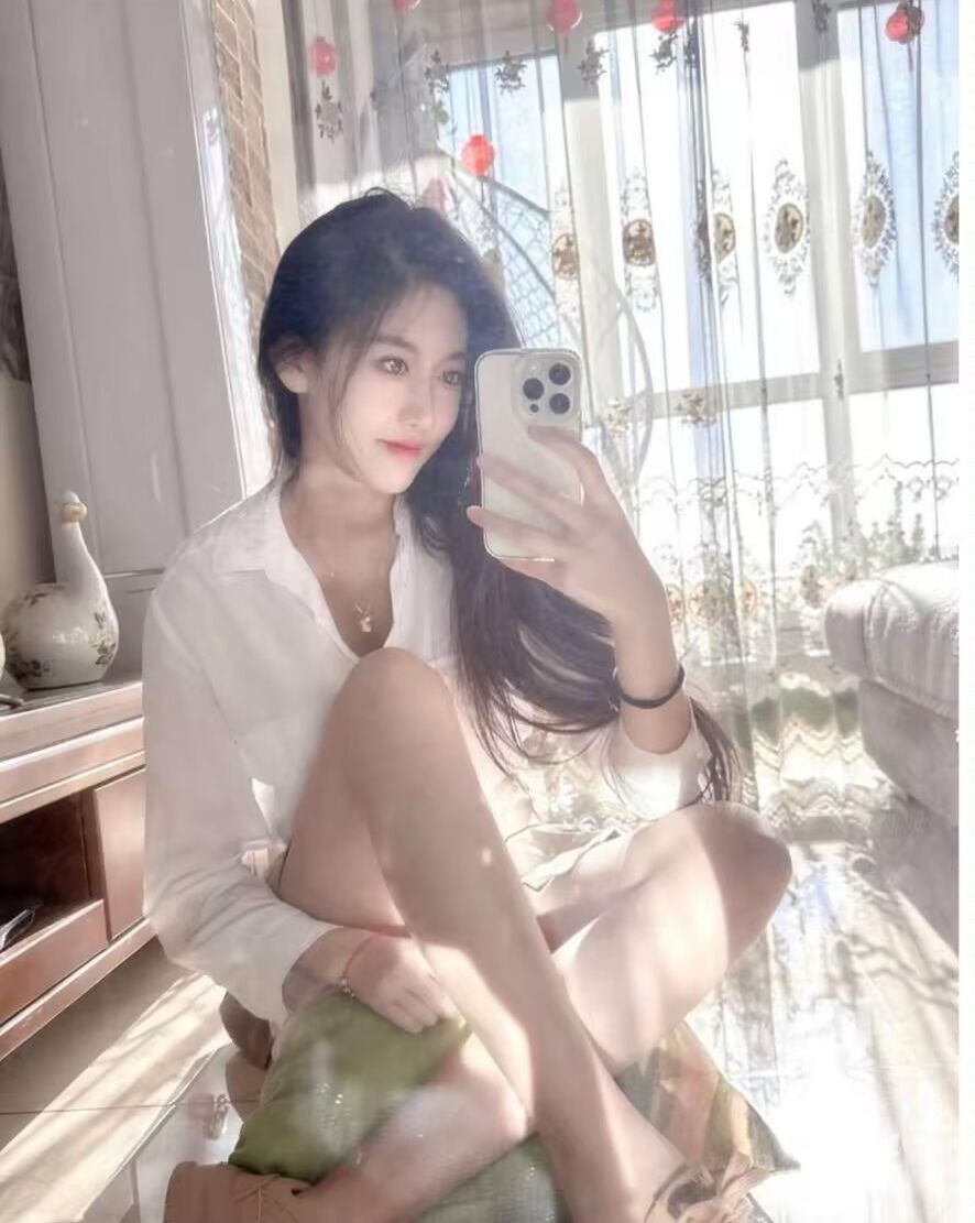 坐标北京，极品模特180cm, 喜欢的加微信私聊